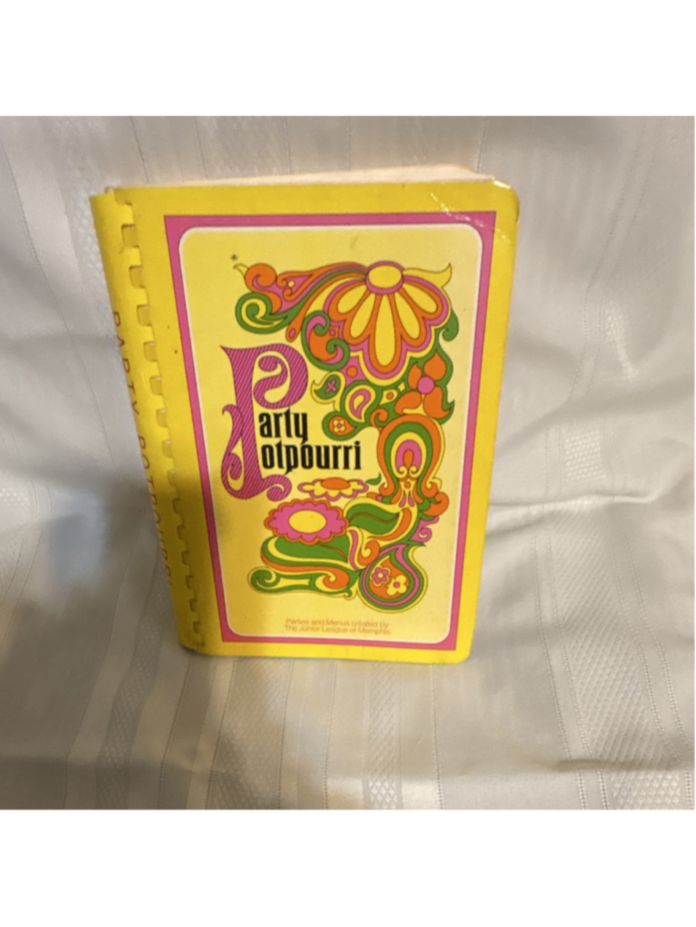 Party Potpourri Cookbook Junior League of Memphis Tennessee Recipes